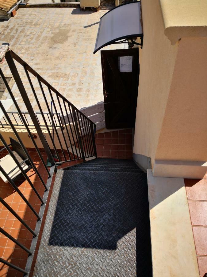 La Terrazza Sul Vicolo Bed & Breakfast Syracuse Exterior photo